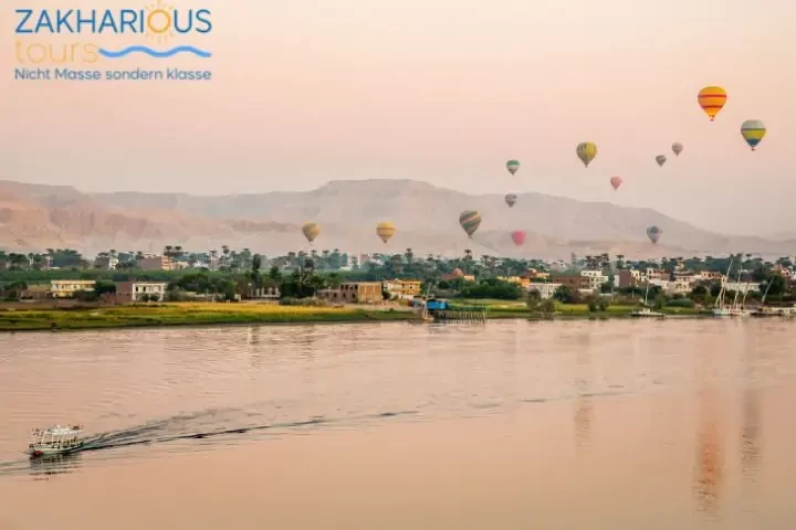 Hot air balloon tour at sunrise from Luxor