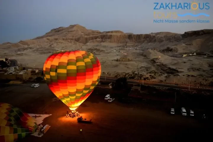 Hot air balloon tour at sunrise from Luxor
