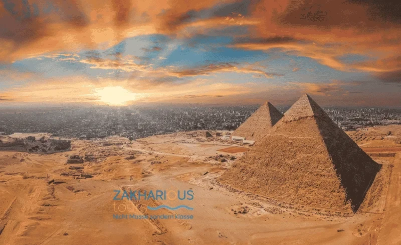 Pyramids of Giza at sunrise on the private 3 day tour from Hurghada to Cairo