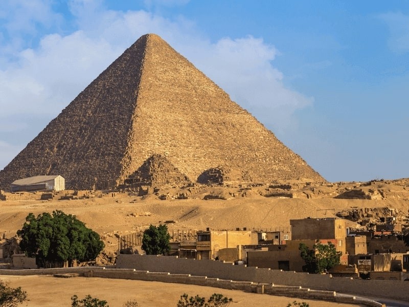 From Makadi Bay Daytrip to Cairo & Giza by plane