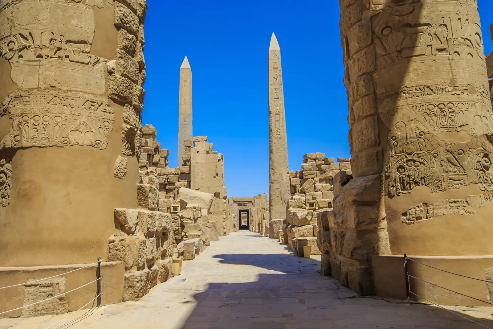 Day Trip from Hurghada to Luxor-Kings Valley by bus