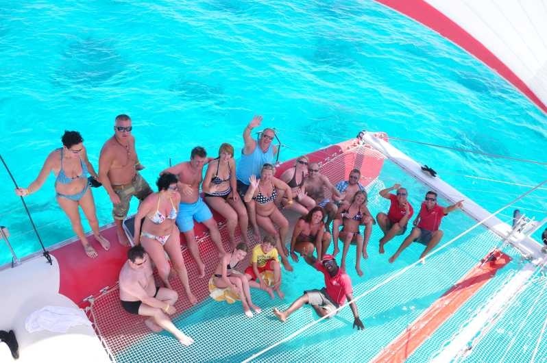 Ocean Diva catamaran tour in front of El Gouna from Hurghada