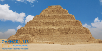 Private Excursion by plane to pyramids of Saqqara, Dahshur and Giza from Hurghada