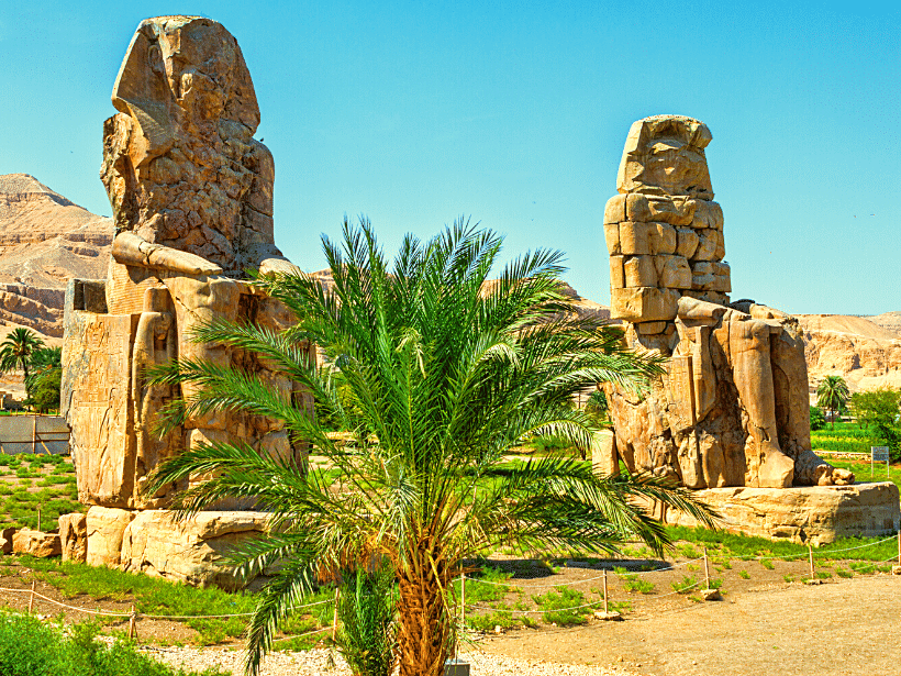 Memnon kolossal theben west neben dem  tal der könige in Luxor ägypten, Ausflug nach Luxor-Tal der Könige ab Soma bay-Safaga- Kleingruppe,  soma bay ausflüge, safaga soma bay touren, safaga soma bay aktivitäten, safaga soma sehenswürdigkeiten