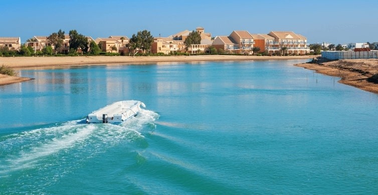 ägyptischen Venedig el gouna,  El Gouna Stadtrundfahrt-El Gouna Lagunenfahrt-Privater Ausflug