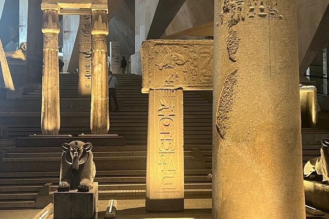 Hurghada: Kairo & Gizeh Grand Egyptian Museum Ganztagestour mit dem Flugzeug
