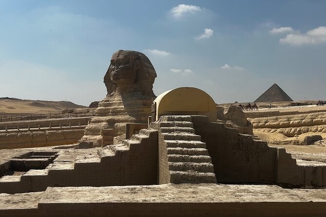 Hurghada: Kairo & Gizeh Grand Egyptian Museum Ganztagestour mit dem Flugzeug