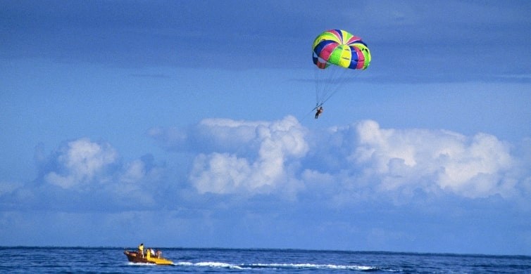 Hurghada: Parasailing-Erlebnis