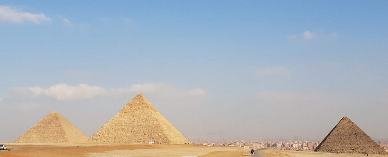 Ausflug Kairo-Gizeh Pyramiden ab Safaga-Soma bay mit Minibus, Soma bay ausflüge, soma bay touren, soma bay aktivitäten, soma bay sehenswürdigkeiten, Safaga ausflüge, Safaga touren, Safaga aktivitäten, Safaga sehenswürdigkeiten, ägypten tagesausflüge