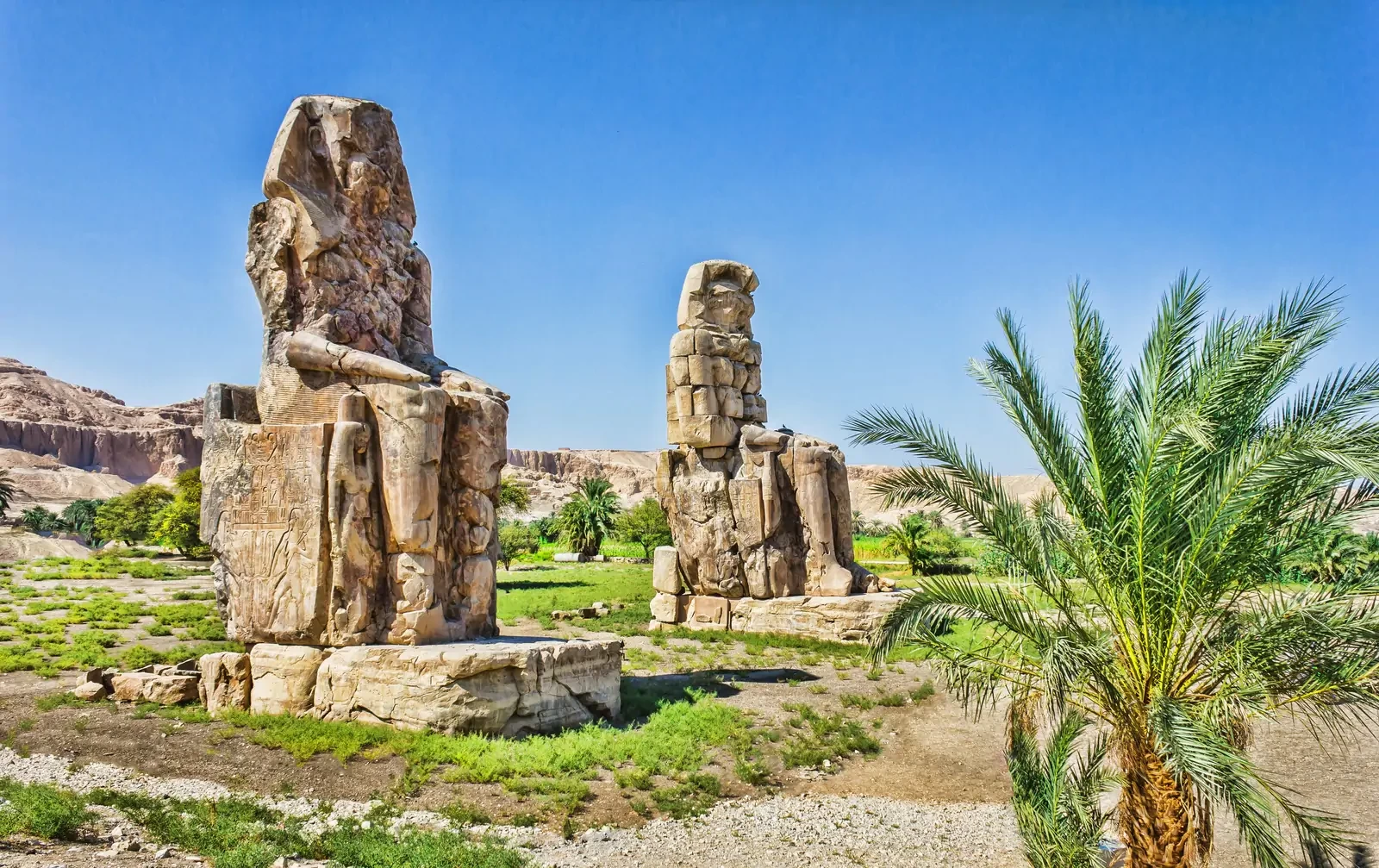 memnon kolosse, luxor ägypten, sahl hasheesh sehenswürdigkeiten ausflüge, Von sahl hasheesh Privater 2-Tagesausflug nach Luxor mit Übernachtung