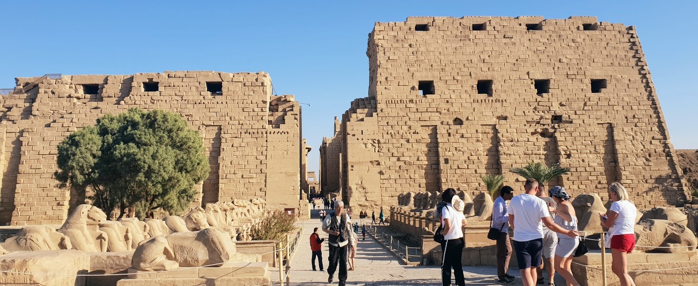 privater 2-Tages-Ausflug nach Luxor mit übernachtung ab Soma bay - Safaga,  soma bay ausflüge, safaga soma bay touren, safaga soma bay aktivitäten, safaga soma sehenswürdigkeiten