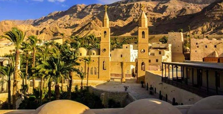 Tagestour nach St Antonius und St Paulus Klöster ab el gouna 