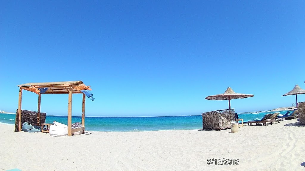Schwimmen mit den Schildkröten in Abu Dabbab Bucht von Makadi bay sahl hasheesh