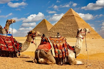 Die Pyramiden von Gizeh, Ausflug nach Kairo mit dem Flugzeug ab El Quseir