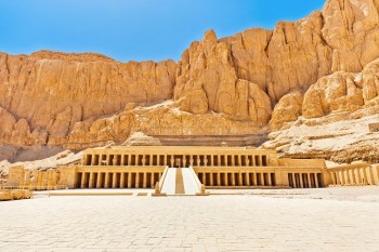 die spingen in karnak tempel