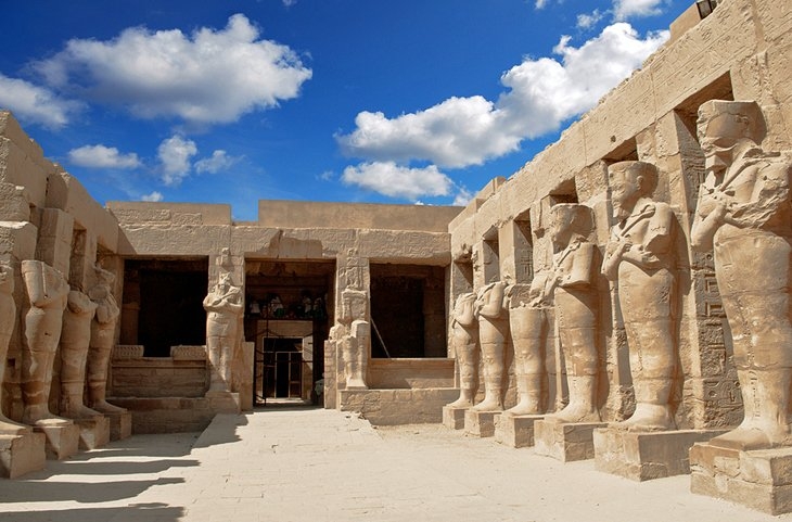 ramses der dritte tempel in Karnak Tempel